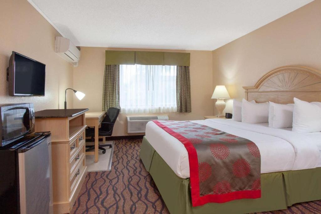 تيتوسفيل Space Coast Hotel المظهر الخارجي الصورة